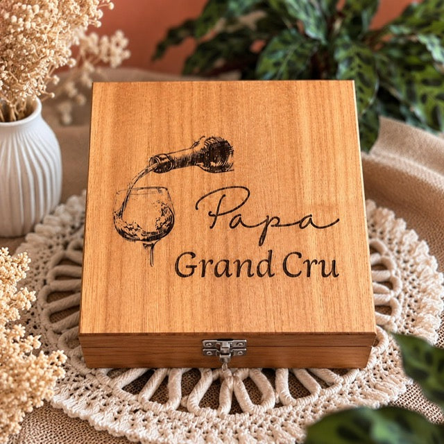 Coffret sommelier en bois gravé personnalisable fête des pères