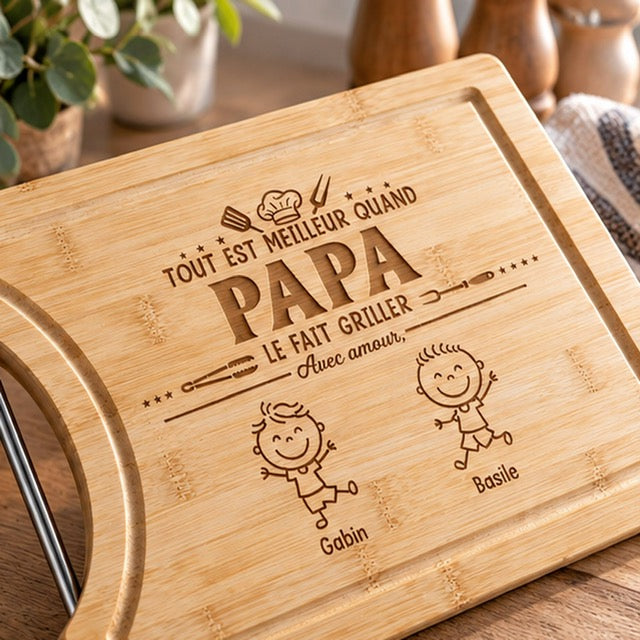 Planche à découper bambou personnalisée fête des pères barbecue