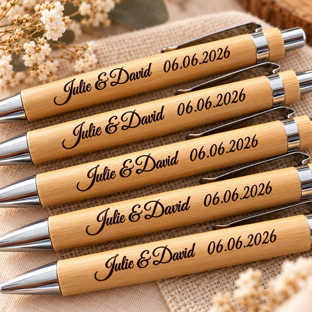 Stylo en bambou personnalisé cadeau invité mariage